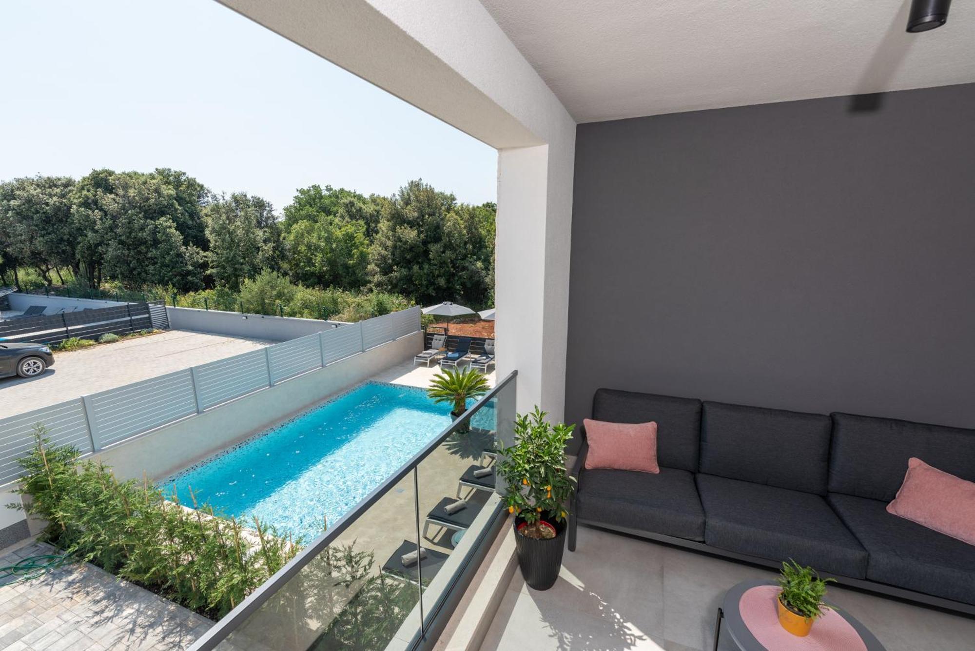 Alex Luxury Apartments Rovinj Buitenkant foto